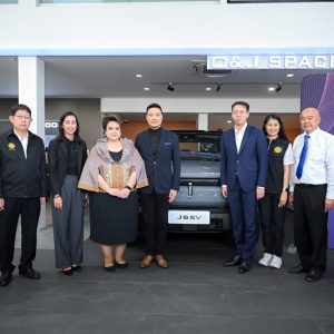 “ศุภมาส” ลุยตรวจโชว์รูมรถ EV บังคับติดฉลาก  ระบุ “มาตรฐานทอดสอบระยะทางวิ่ง” ให้ชัด ฝ่าฝืนคุก 6 เดือน ปรับ 1 แสน
