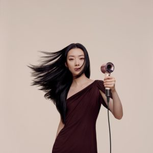 Dyson เปิดตัว Dyson Supersonic™ Travel: ไดร์เป่าผมขนาดพกพา แต่ทรงพลังตามแบบฉบับ Dyson