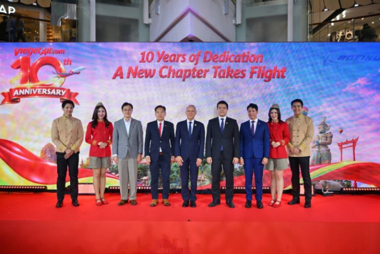 “เวียตเจ็ทไทยแลนด์” เปิดฉากฉลอง 10 ปีกลางเซ็นทรัลเวิลด์  “10 Years of Dedication, A New Chapter Takes Flight”