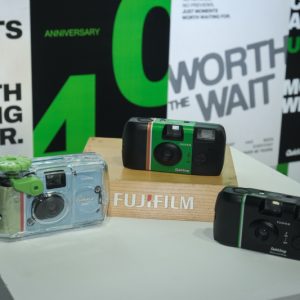 ฟูจิฟิล์ม ฉลองใหญ่ครบรอบ 40 ปี QuickSnap เปิดแคมเปญ “Worth The Wait”